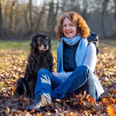 Hundphysiotherapeutin - Portait mit ihrem Hund